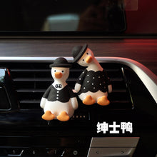 Laden Sie das Bild in den Galerie-Viewer, Car car aromatherapy cartoon refueling duck out of the wind, aromatherapy car, decorative creative ornament decoration - KTStechnixx